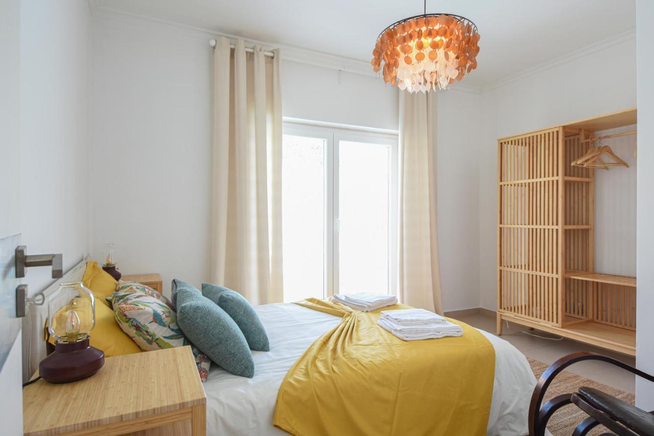 Aroeira Villa With Heated Pool By Golf Course, Beach And Lisbon Kültér fotó