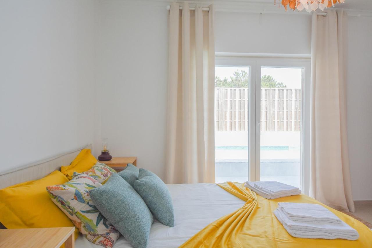 Aroeira Villa With Heated Pool By Golf Course, Beach And Lisbon Kültér fotó